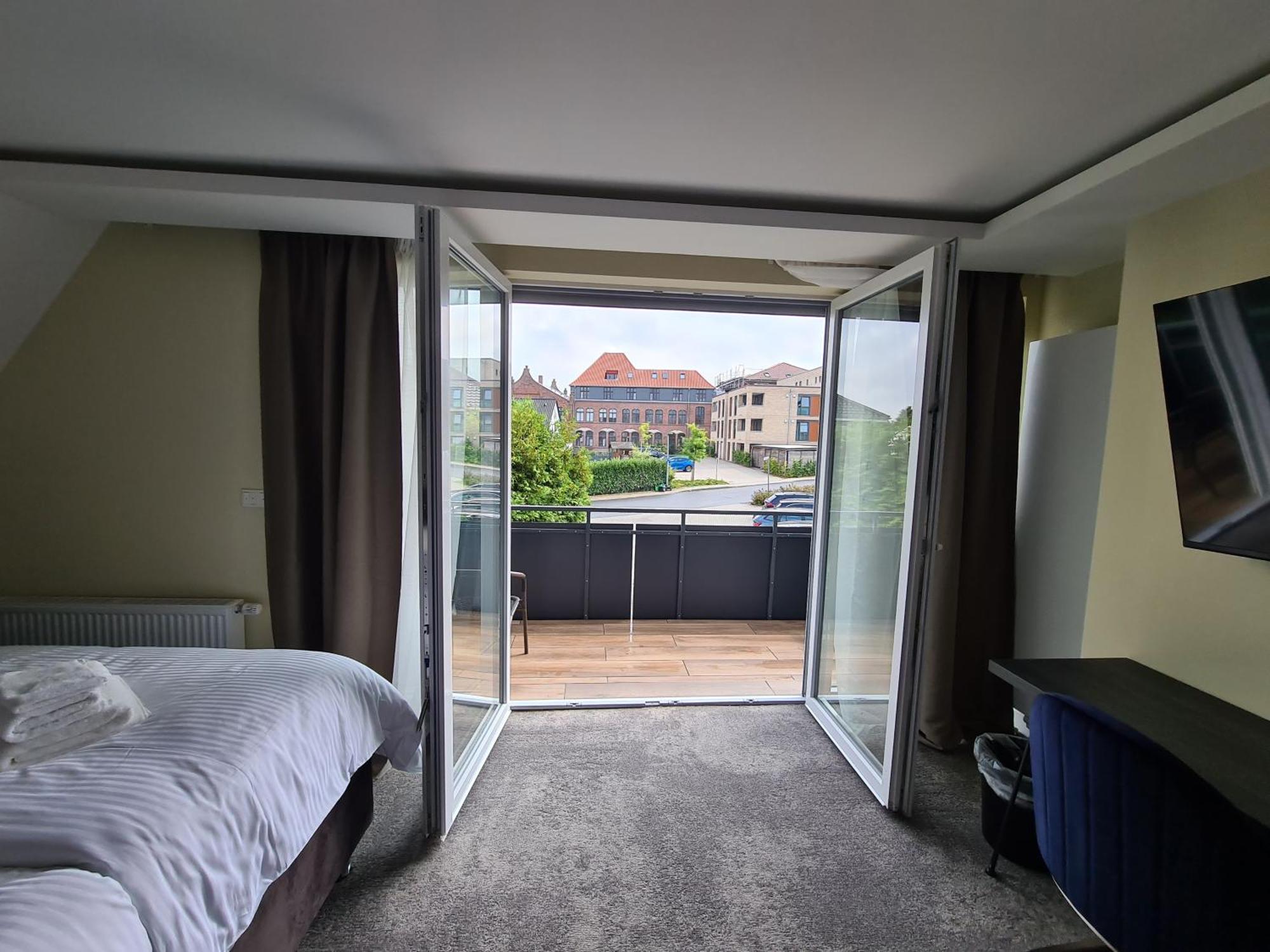 3 Monkeys Hotel 施泰因福特 外观 照片